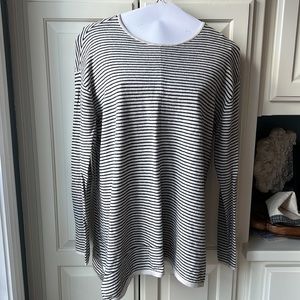 J. Jill(PureJill) Cotton & Cashmere Tunic Beige & Dark Blue or Black Sweater